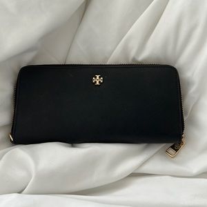 Tory Burch Leather Wallet